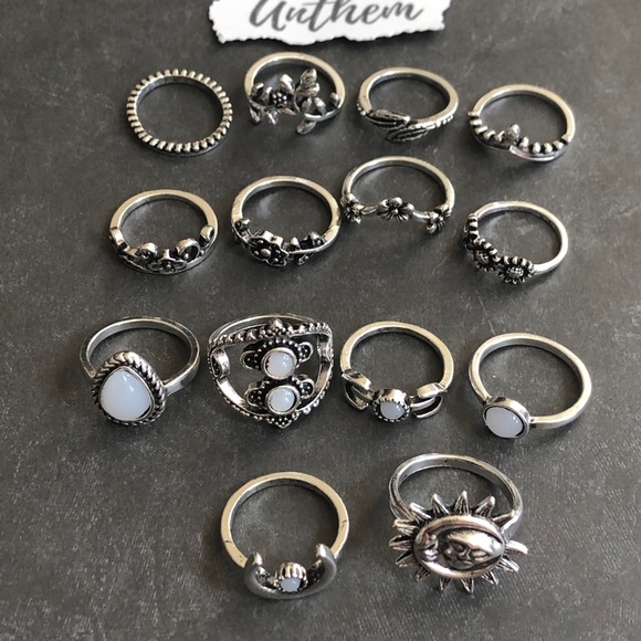 3/$25⚡️sun moon flower boho stackable ring set - Picture 8 of 12